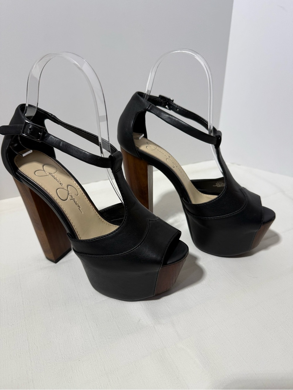 Jessica Simpson Dany Black Leather T-Strap Platform Heels Size 6